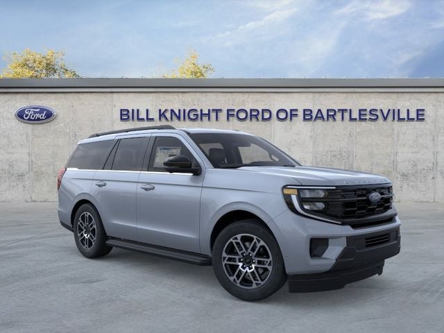 2026 Ford Expedition Active in Glacier Gray Metallic Tri-Coat — front three-quarter view