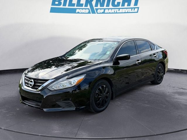 2018 Nissan Altima 2.5 S in Super Black Clearcoat — front three-quarter view